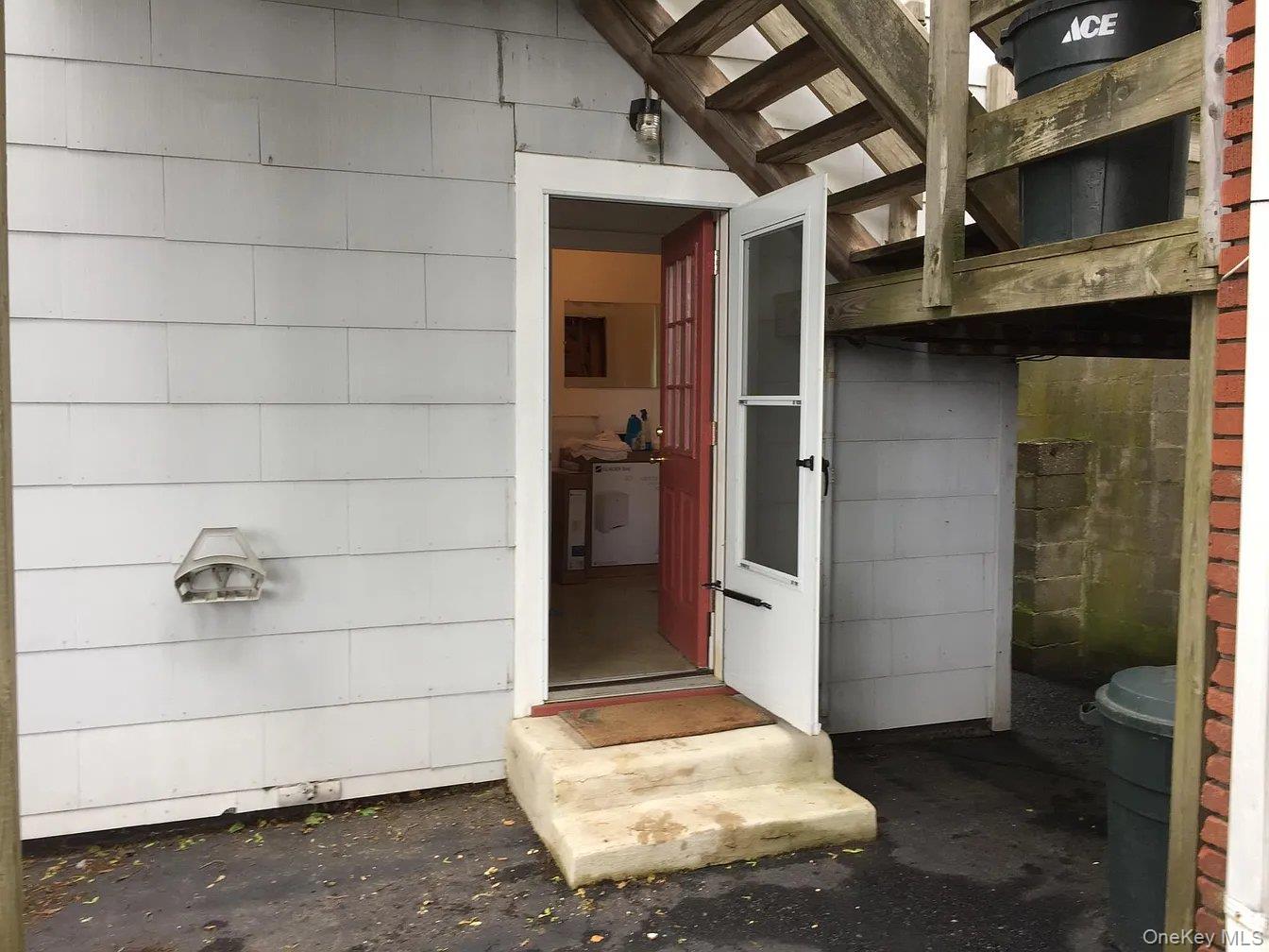 206 Broadway, Brookhaven, NY 11777