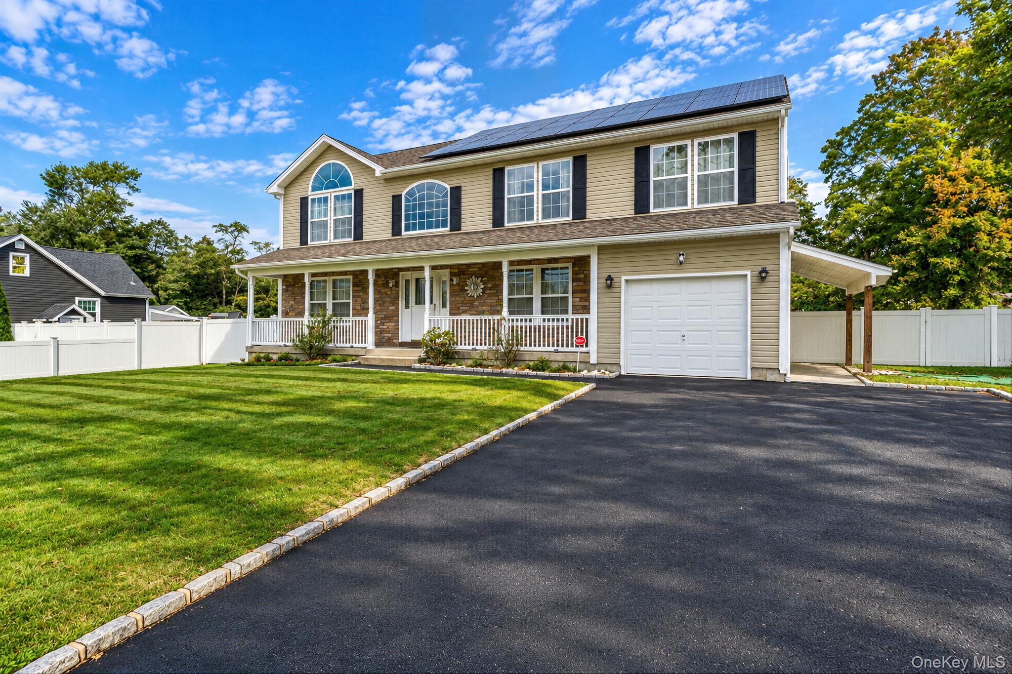 13 Glenmore Avenue, Islip, NY 11717